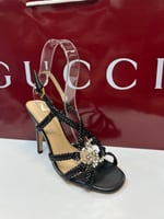 ‏ كعب قوتشي اسود