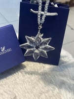 ميداليه سواروفسكي