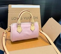 شنطه لويس فيتون بينك ميني ماستر