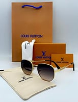 نظاره LV مع الملحقات