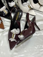 كعب سان لوران