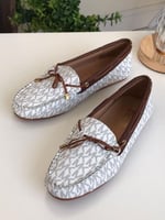 فلات مايكل كورس