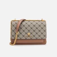 شنطة كلاسيك أنيقة بألوان مختلفة