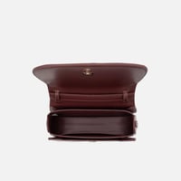 شنطة يومية بالوان مختلفة