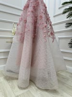 فستان سهرة مورد وردي فخم .