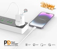 راس شاحن مبتكر بمنفذين من Moogmax