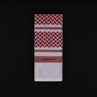 شماغ جيفنشي 2022 رسمي