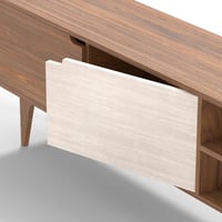 طاولة تلفاز خشبية