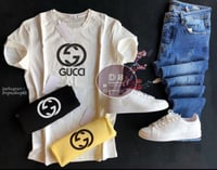 طقم تيشيرت + بنطلون جنز