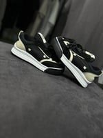 حذاء متوفر بثلاث الوان اسود - ابيض -بيج