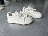 شوز راقي متوفر 3 الوان