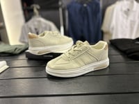 حذاء رجالي رسمي كاجوال متوفر لونين بيجي - ابيض