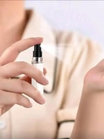 تعليقة بخاخ عطر