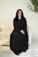 عباية/ شوق بلمعة على الأكمام