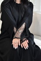 عباية دانتيل