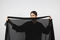 طرحه ربط أسود