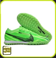 حذاء شبابي كرة قدم نايك