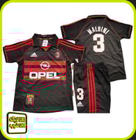 طقم رجالي اسي ميلان كلاسيك