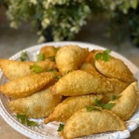 سمبوسة بڤ (مفرزنة) 50 حبة