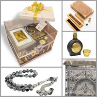 هدية رجالي بلون رمادي فاتح.