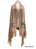 وشاح فندي ، دافئ كبير.