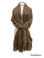 وشاح فرو ناعم كبير