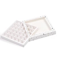 تغليف هدية بخور أبيض + كرت.