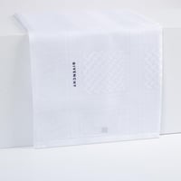 شماغ جيفنشي ابيض اصدار اخر اصدار 2025