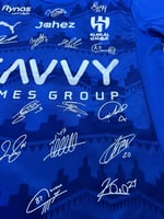 تيشيرت الهلال مع توقيع لاعبين 2025-2026