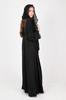 عباية بلاك بيري كلوش بدنتيل