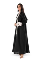 عباية كريب مع تطريز