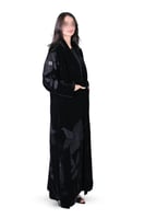 عباية مخمل بليزر شتوي بتطريزوجيوب