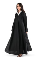 عباية كريب كلوش تطريز اسود