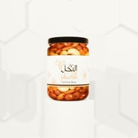 عسل بالمكسرات