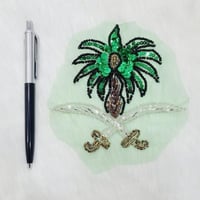 قطع خرز سيفين ونخله شعار المملكه