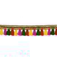 كلفه شعبية ملونة