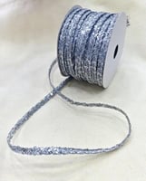 كلفه قصب هندي بالترتر لون فضي مقاس 1 سم لفه 18 متر