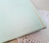 قماش ايتامين للتطريز اليدوي والاعمال الفنيه عرض 12...