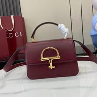 19 سم (عرض) × 13 سم (ارتفاع) × 8.5 سم (عمق)