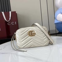 18 سم (عرض) × 12 سم (ارتفاع) × 6 سم (عمق)