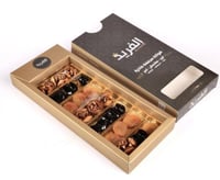 فواكه مجففة بالمكسرات