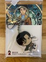 Attack on Titan (23)