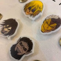 Attack on Titan - pins (3)