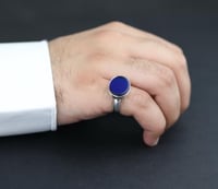 خاتم ملكي كحلي زجاجي عيار 925