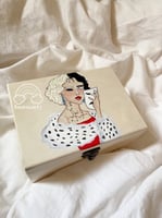 بوكس خشبي رسم يدوي