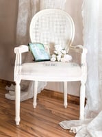 كرسي بتصميم جميل ، راتان ، خشب زان