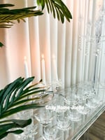 طقم كاسة و فنجان مع حامل فنجان و شاي ورد كريستال