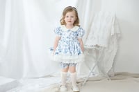 فستان بتصميم فيكتوري لوليتا