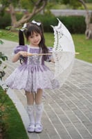 فستان بتصميم اسباني لوليتا