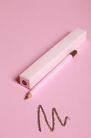 محدد شفاه 07